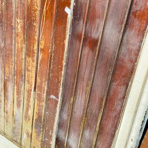 Tres Hojas de Puerta de Cedro con Vidrio y Detalles - imagen 4