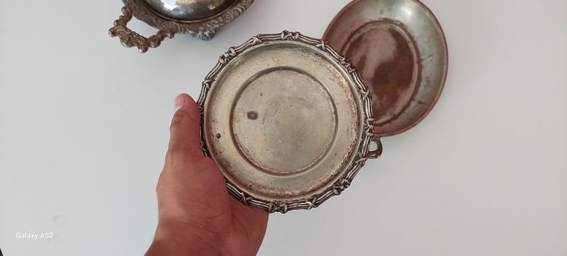 Vajilla y accesorios de metal en venta - imagen 8