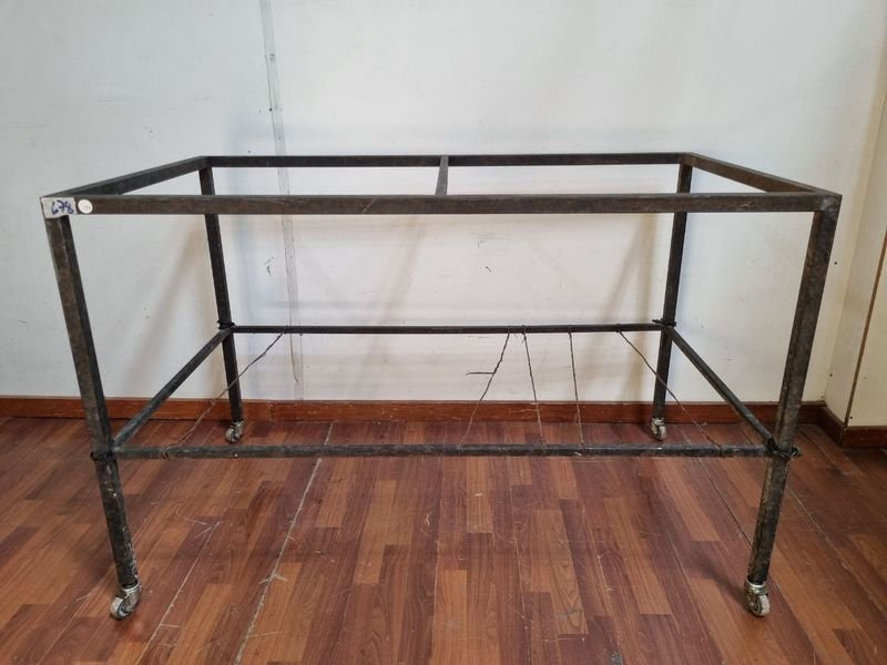 Item 873437 - Image 0