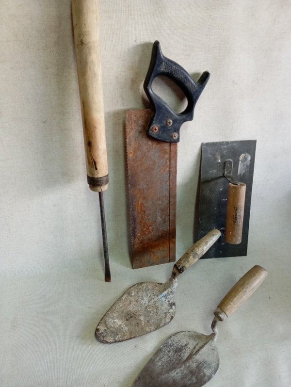 Serruchos y herramientas de albañil para venta - imagen 4