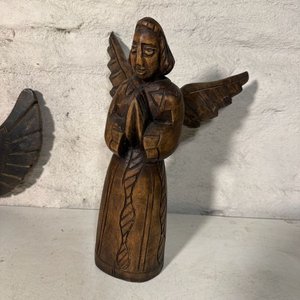 Lote de 4 Adornos de Ángeles y Figuras de Madera Tallada - imagen 2