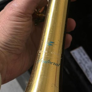 Trompeta Buescher Aristocrat Dorada con Estuche - imagen 3