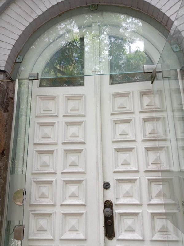 Item 862999 - Image 1