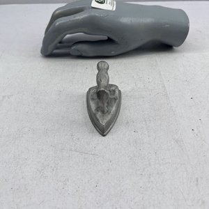 Antigua Plancha de Aluminio para Puños y Cuellos - imagen 2