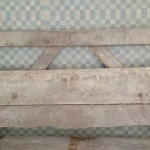 Mesa de Trabajo Rústica de Madera con Banquito y Porterita - imagen 2