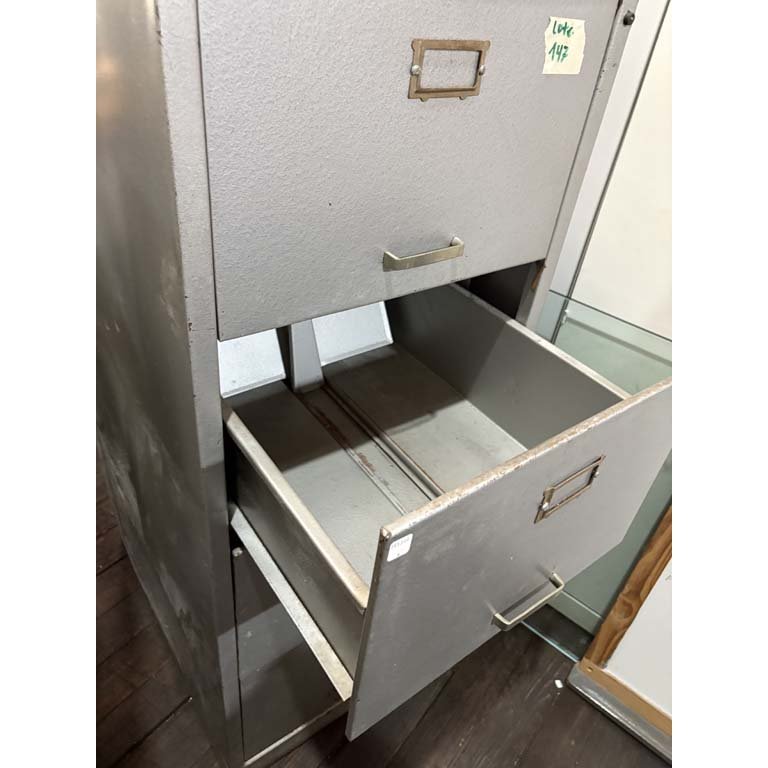 Item 2104625 - Image 1