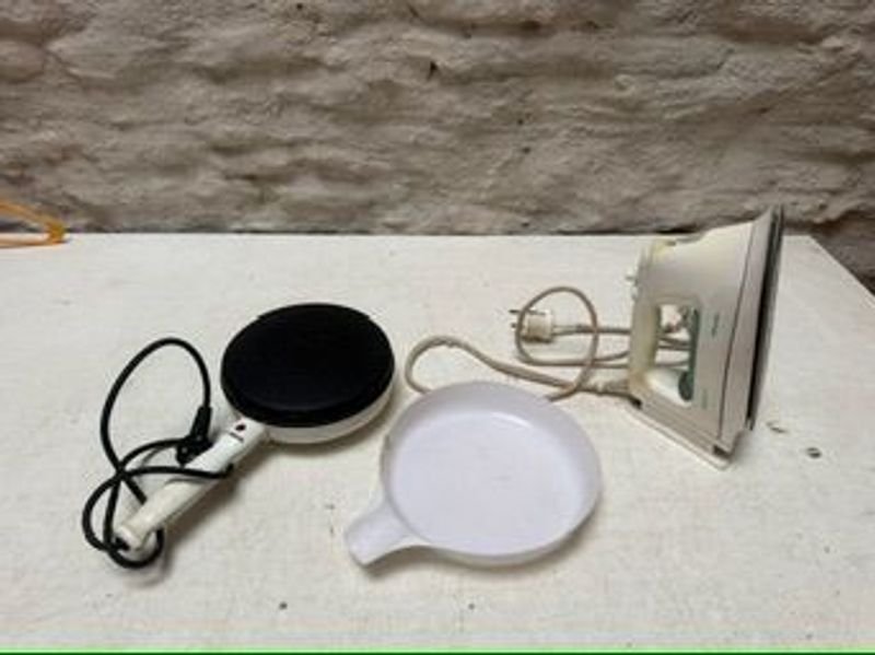 Plancha a Vapor Philips y Panquequera Eléctrica