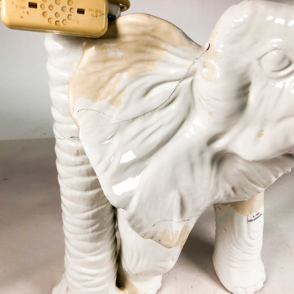 Lámpara de sobremesa con motivo elefante y pantalla - imagen 5