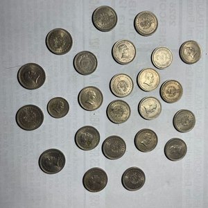 Monedas Uruguayas Plateadas de 1960: 25 y 2 Centésimos - imagen 2