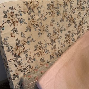 Lote anterior: 3 Colchones Polifón con Estampado Floral