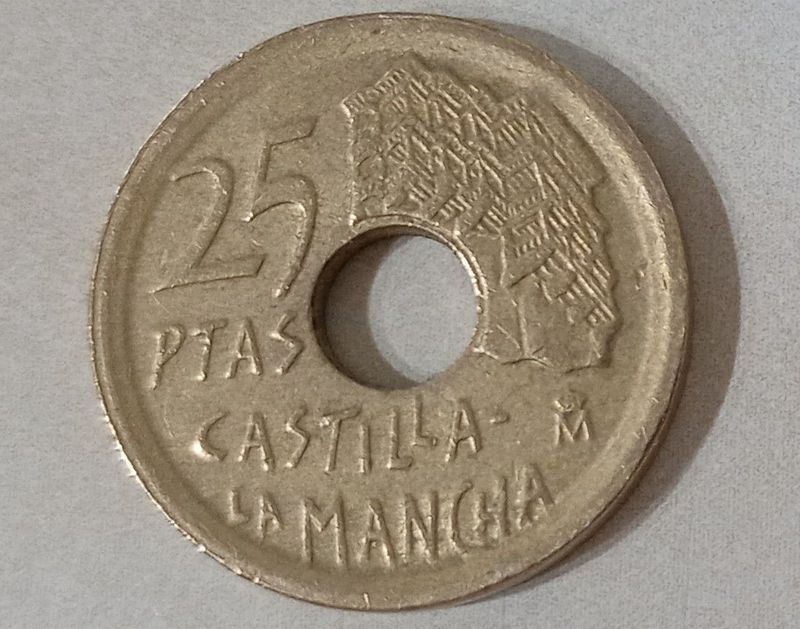 Lote anterior: Moneda española de 25 Pesetas de 1996. Homenaje a Castilla La Mancha