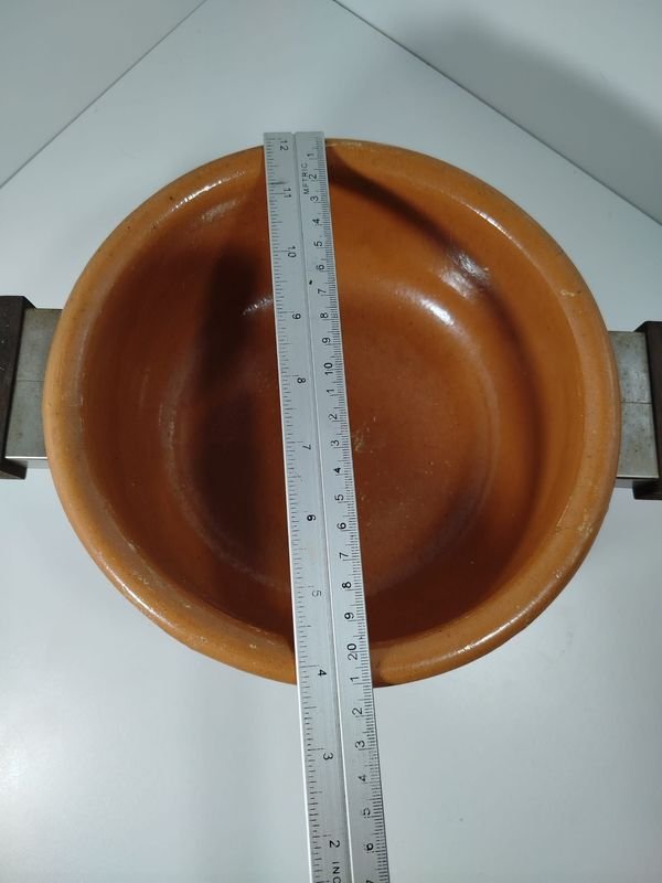 Olla de cerámica o barro con soporte de madera y asas en acero y plástico duro - imagen 4