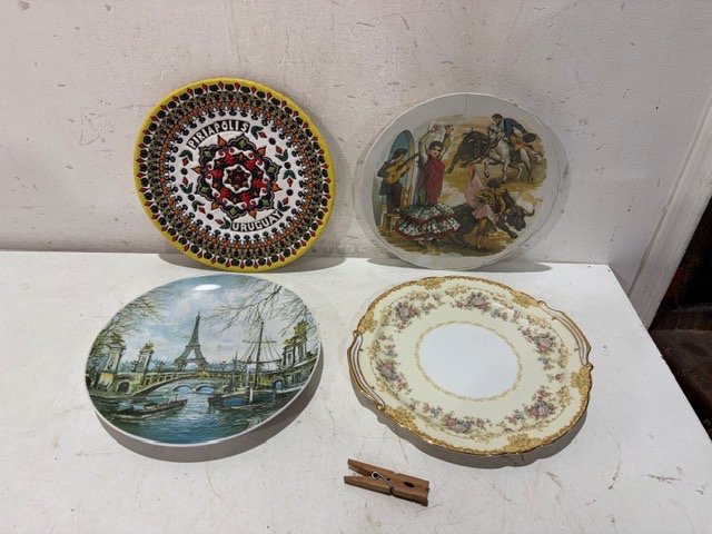 Lote de 4 Platos Decorativos Uruguayos y Europeos