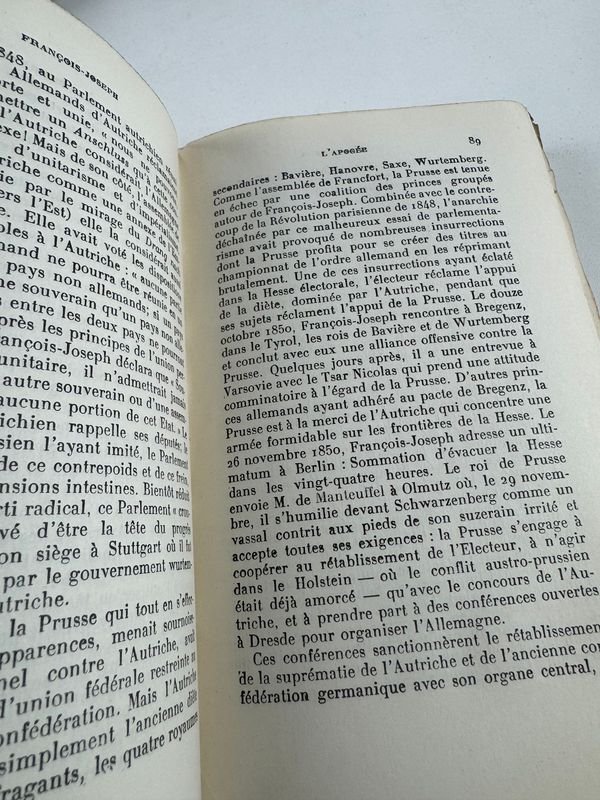 Colección de libros sobre la historia de la Edad Media - imagen 10