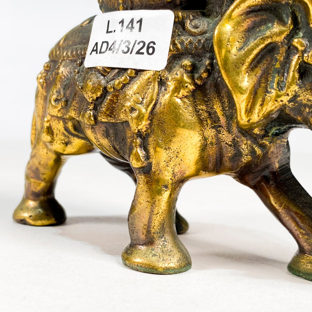 Estatua de elefante en bronce con detalles - imagen 4