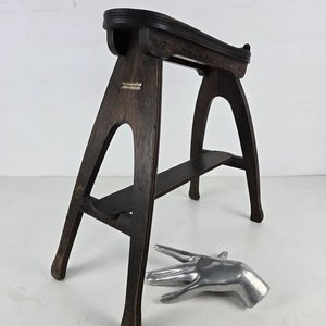 Zapatero Astro Húngaro de Madera Oscura - imagen 1