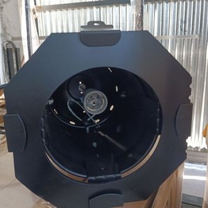 Foco Teatral Negro Nuevo en Caja con Soporte y Cable - imagen 2
