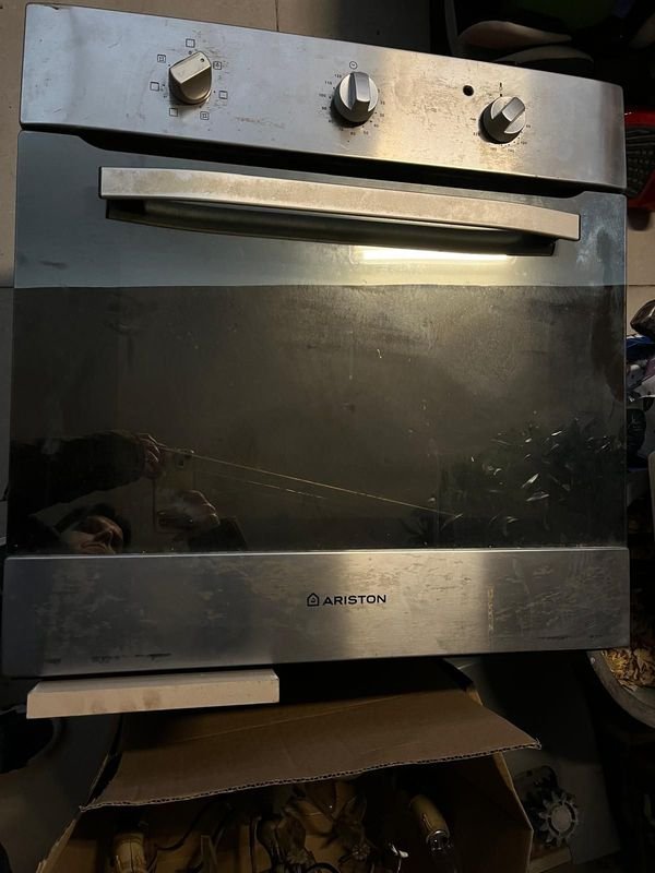 Horno Eléctrico Ariston de Empotrar Usado