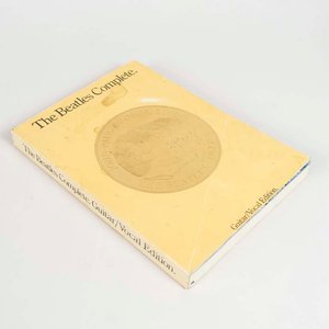 Lote siguiente: Libro de Partituras The Beatles: Complete Guitar/Vocal Edition