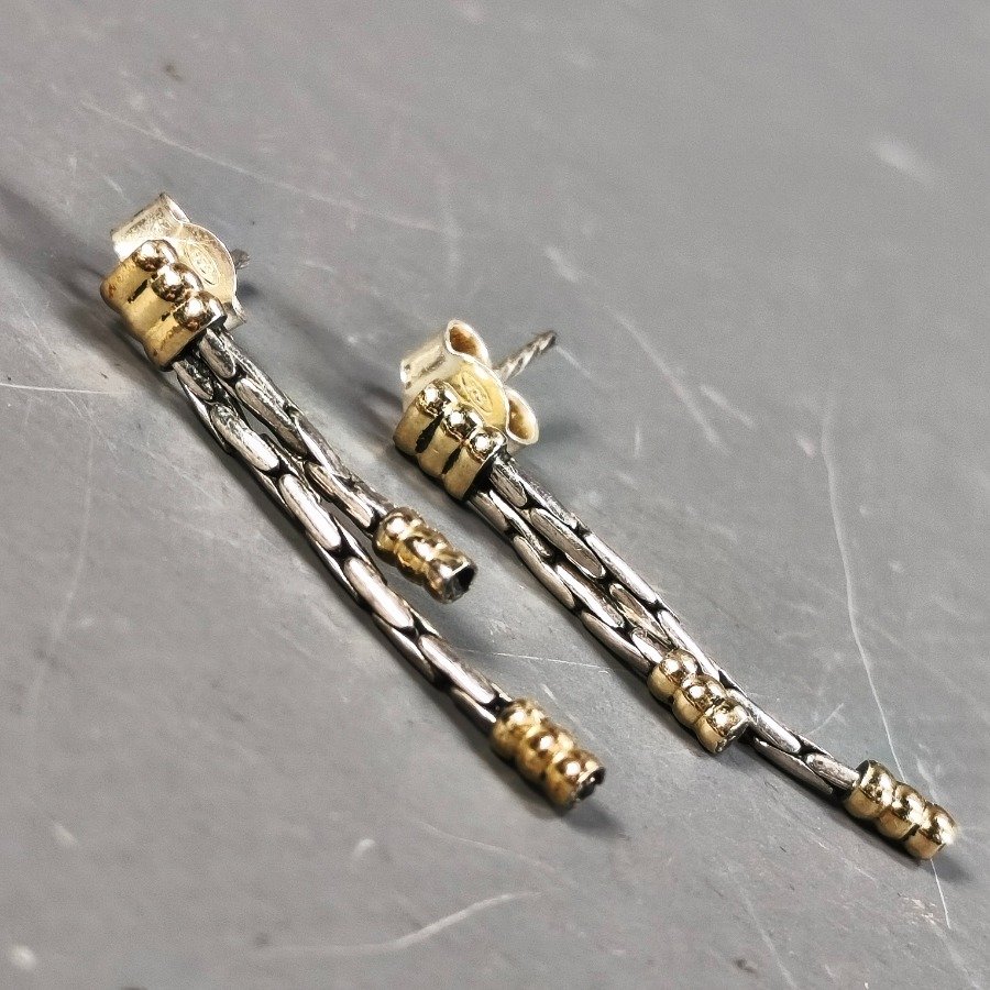 Item 16426 - Image 0