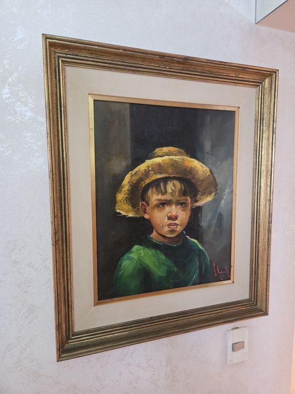 Óleo firmado J. Cabral, pintura de un joven con gorra y camisa verde - imagen 2