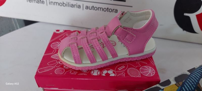 Calzado Talle 20-21-23: Ropa y Accesorios para Bebés - imagen 5