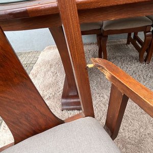 Juego de Comedor: Mesa Oval de Madera Tallada con Tapa de Vidrio y 8 Sillas - imagen 23