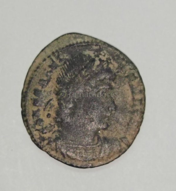 Moneda Antigua de Bronce con Rostro