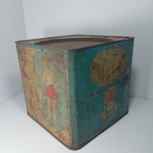Lata Vintage de Galletas "El Trigal (SA)" con Ilustraciones de Época - imagen 2