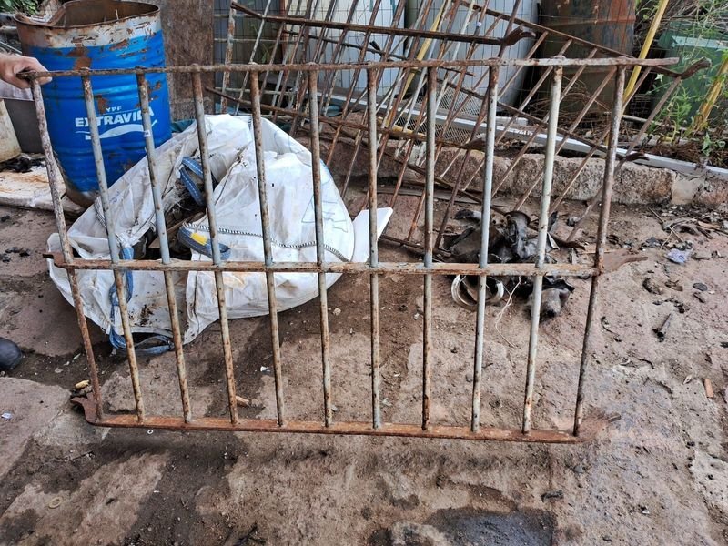 Item 896332 - Image 0