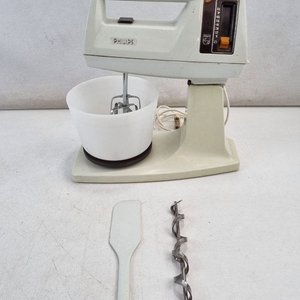 Batidora de Pie Vintage Philips con Bol y Accesorios - Color Crema - imagen 2