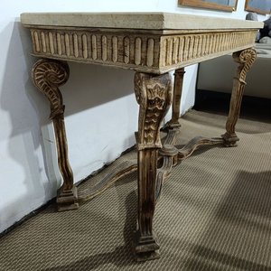 Mesa de Arrimo Recibidor Madera Maciza Tapa Marmolina Estilo Clásico - imagen 6