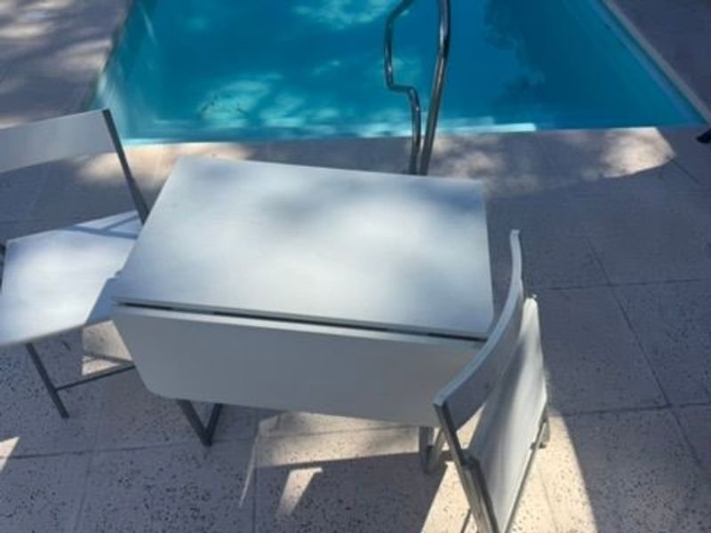 Juego de mesa y sillas plegables modernas - imagen 10
