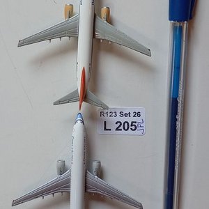 Lote de 2 Aviones a Escala Herpa B737-800 Hapag-Lloyd y China Airlines - imagen 4