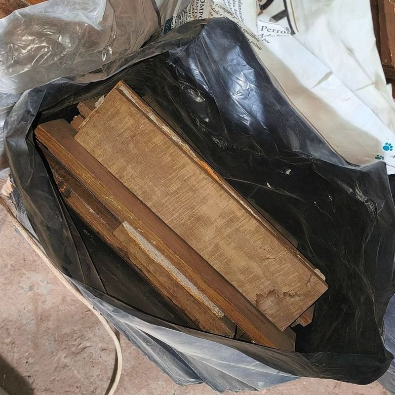 Gran cantidad de parquet de lapacho para decoración - imagen 7