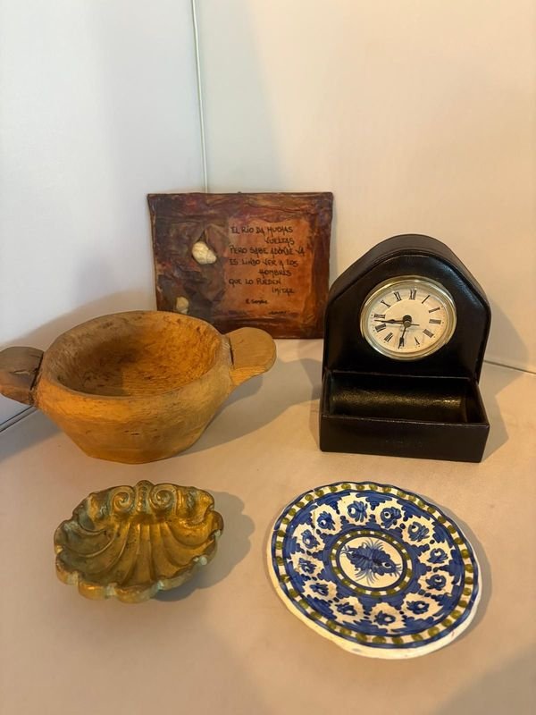 Reloj y accesorios de mesa vintage