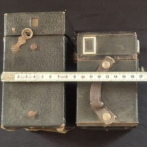 Dos Antiguas Cámaras de Cajón: Kodak Brownie y Bilora Blitz-Box - imagen 11