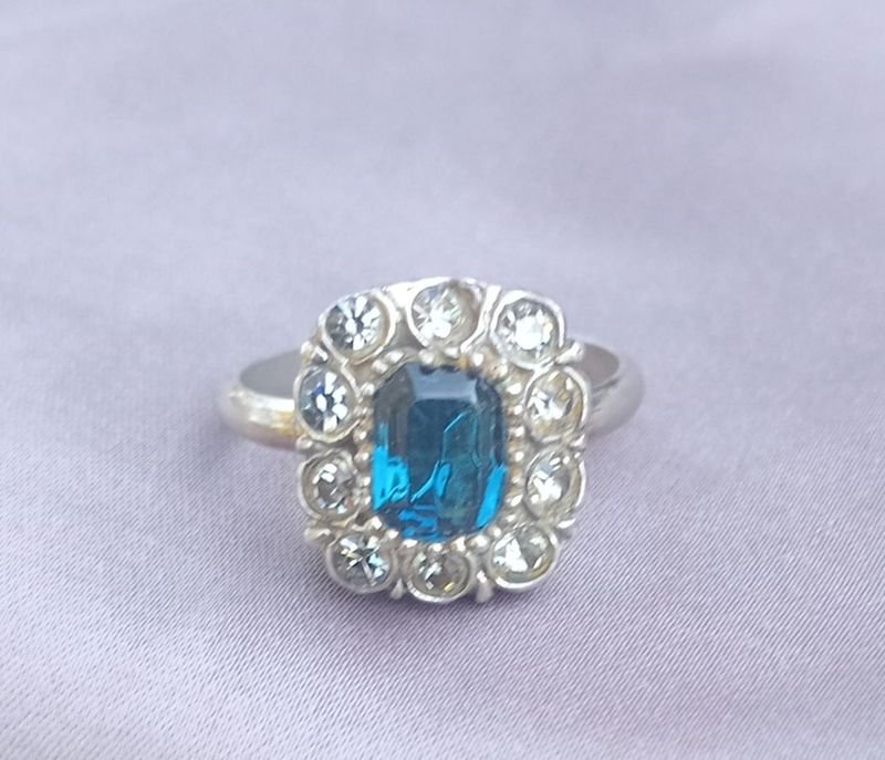 Item 869312 - Image 0