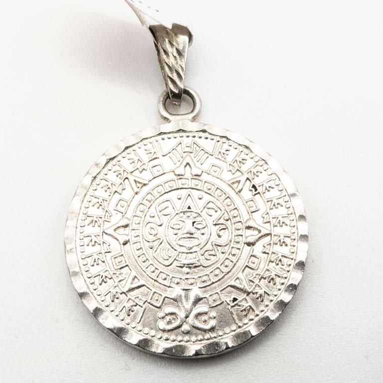 Colgante de Plata Diseño Mexicano Estilo Calendario Maya