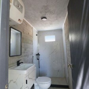 Baño Móvil Prefabricado Completo con Lavabo, Inodoro y Calentador - imagen 7