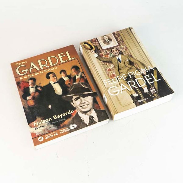 2 Libros sobre Carlos Gardel: "A la Luz de la Historia" y de Felipe Pigna - imagen 1