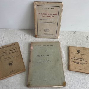 Lote de Constituciones y Planes de Estudio Uruguayos de 1918, 1951 y 1958 - imagen 3