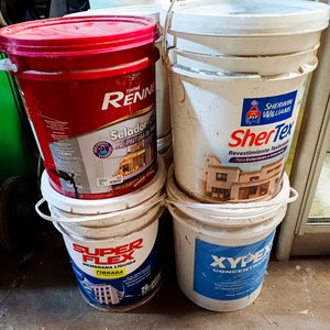 13 Tarros de Pintura y Revestimiento de 20 Litros - imagen 3
