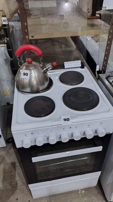 Lote siguiente: Cocina Eléctrica Marca James Cuatro Hornallas Funcionando Perfectamente