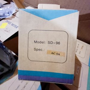 Lote de 38 Amperímetros de Panel Varios Modelos y Rangos - imagen 3