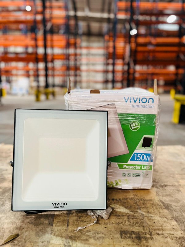 Lote de 6 Focos LED 150W VIVION Luz Fría - imagen 1
