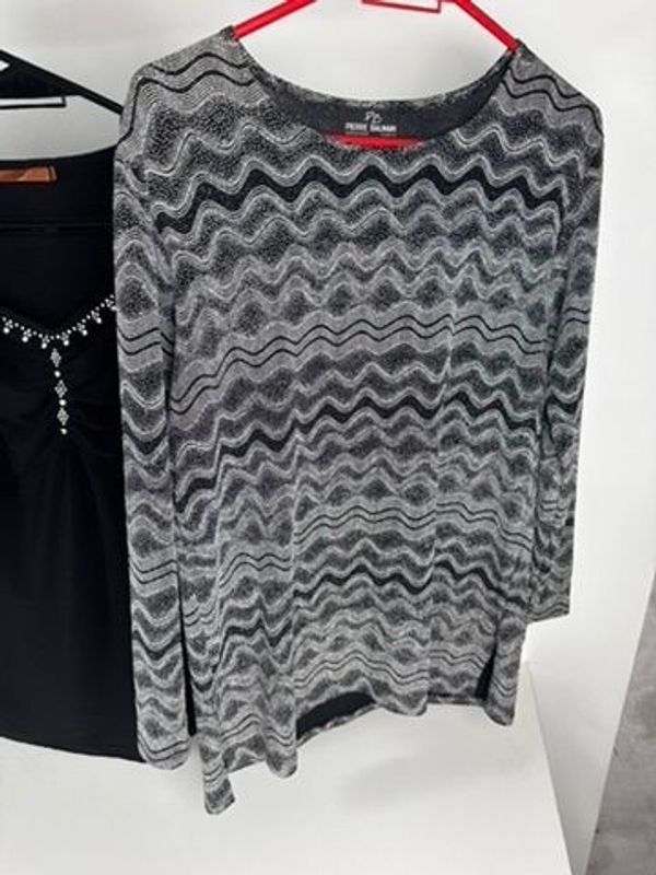 Item 829636 - Image 1