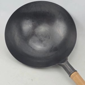 Wok de Acero con Mango de Madera - imagen 2