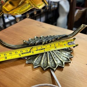 Lámpara de Mesa Bronce y Vidrio Opalino Estilo Hoja - imagen 4