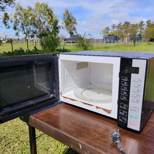 Horno Eléctrico Digital Panavox Usado - imagen 3